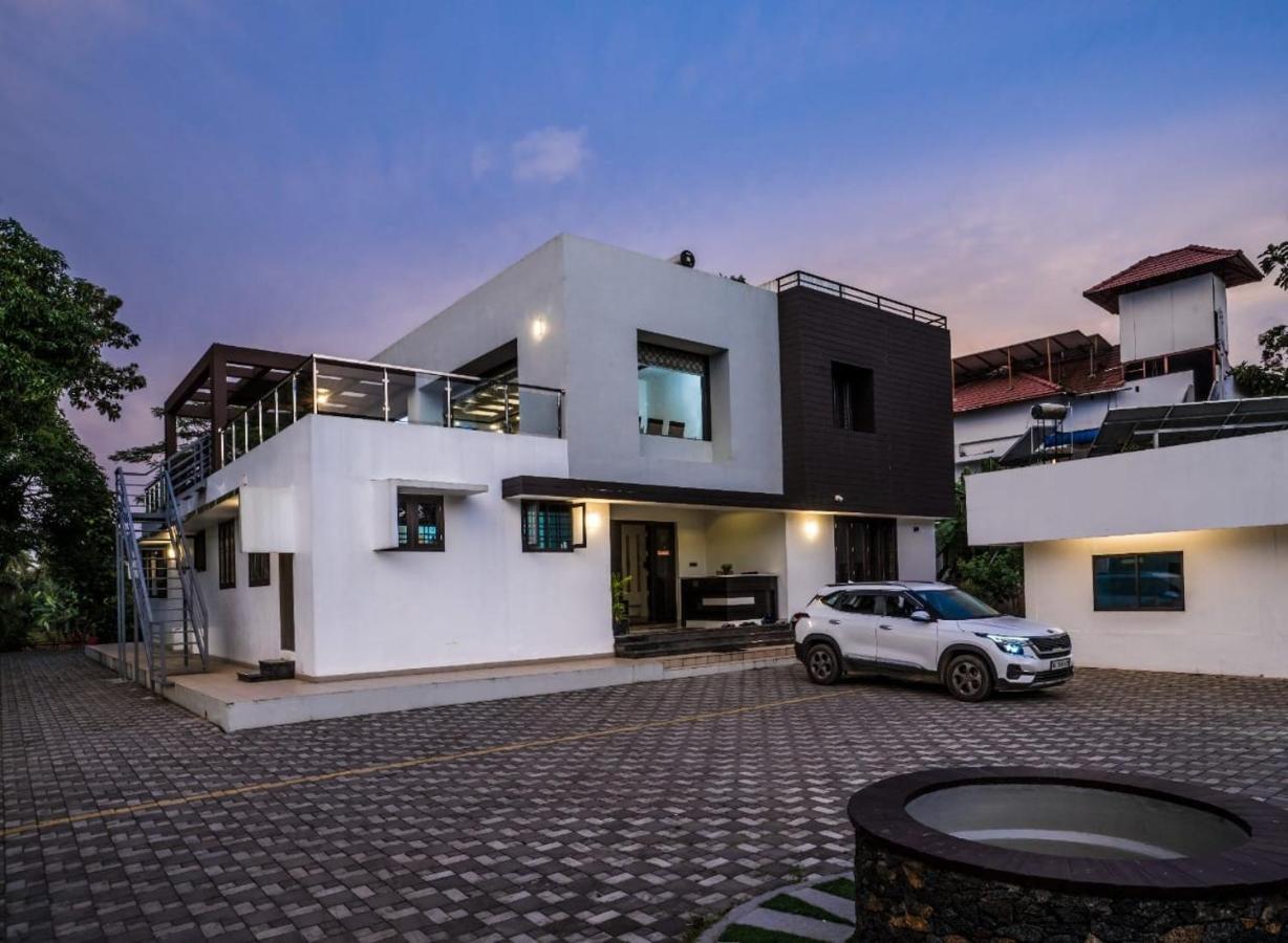 Nadhiyoram River Retreat Kochi Ngoại thất bức ảnh