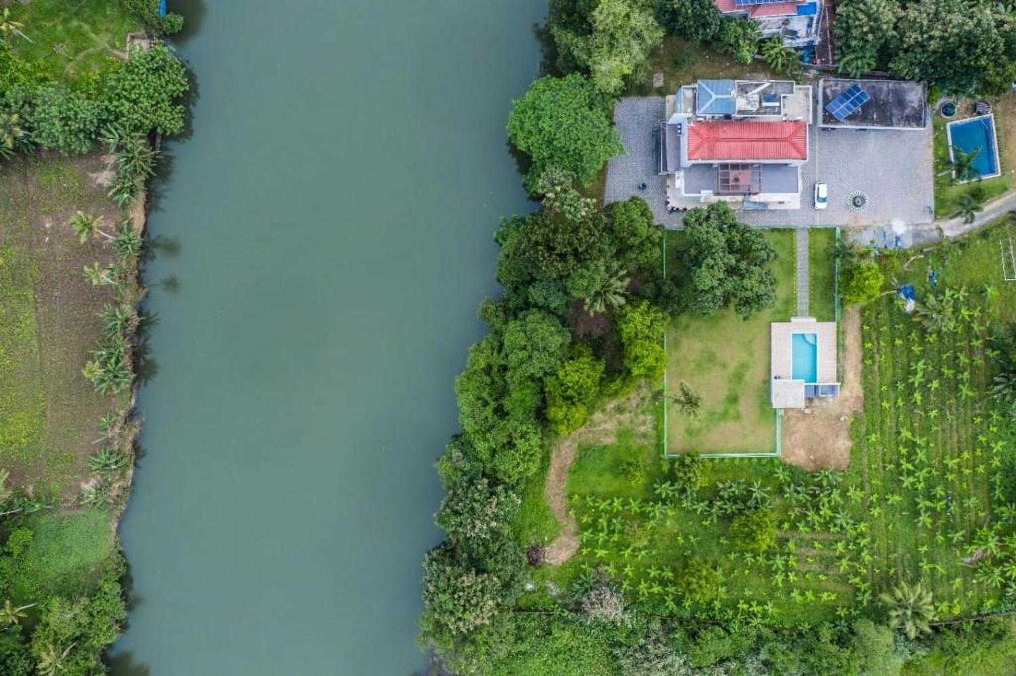 Nadhiyoram River Retreat Kochi Ngoại thất bức ảnh