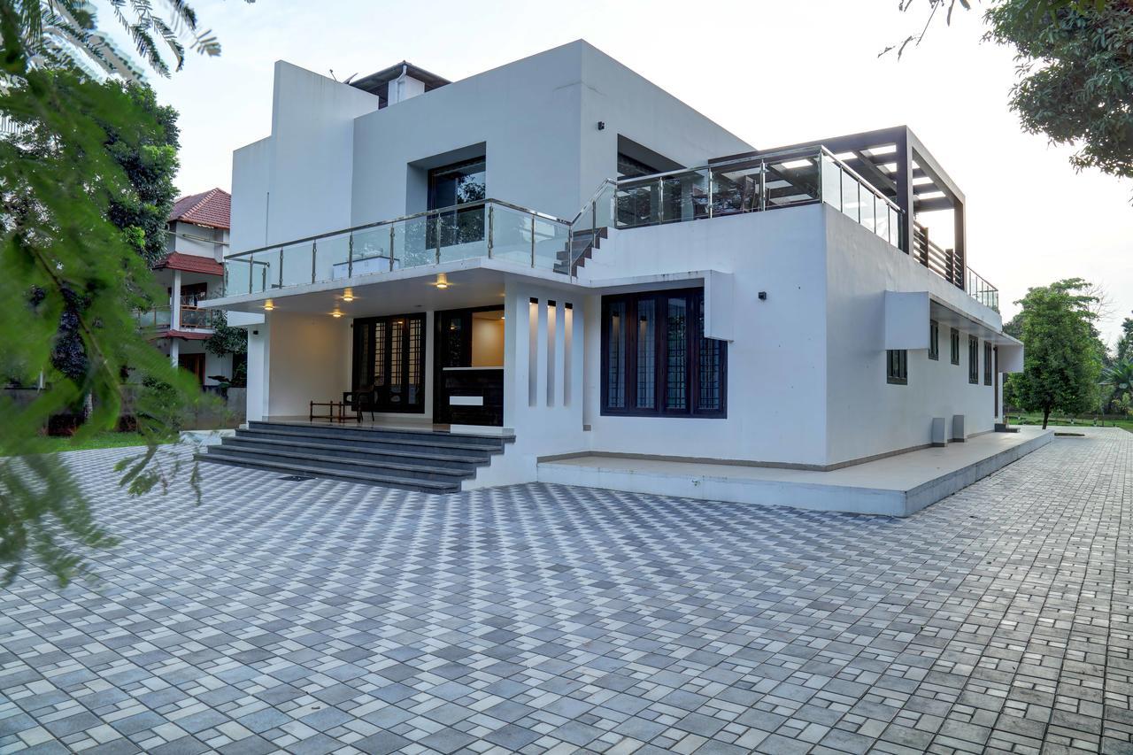 Nadhiyoram River Retreat Kochi Ngoại thất bức ảnh