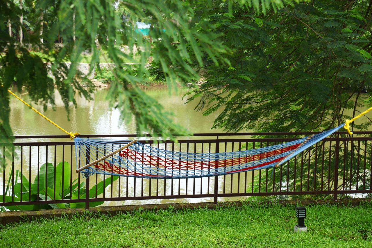 Nadhiyoram River Retreat Kochi Ngoại thất bức ảnh